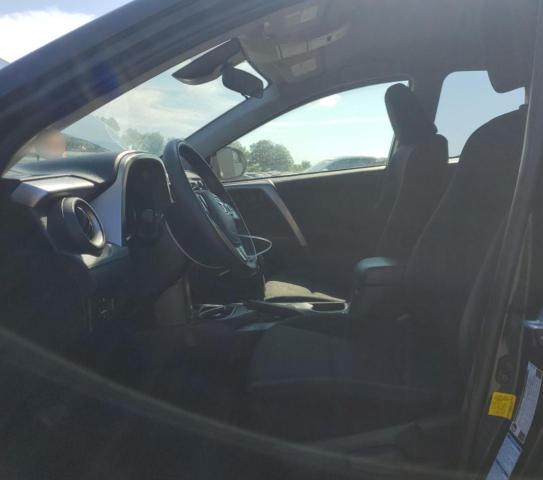 JTMBFREV8JJ251439 - 2018 TOYOTA RAV4 LE ლურჯი ფოტო 7