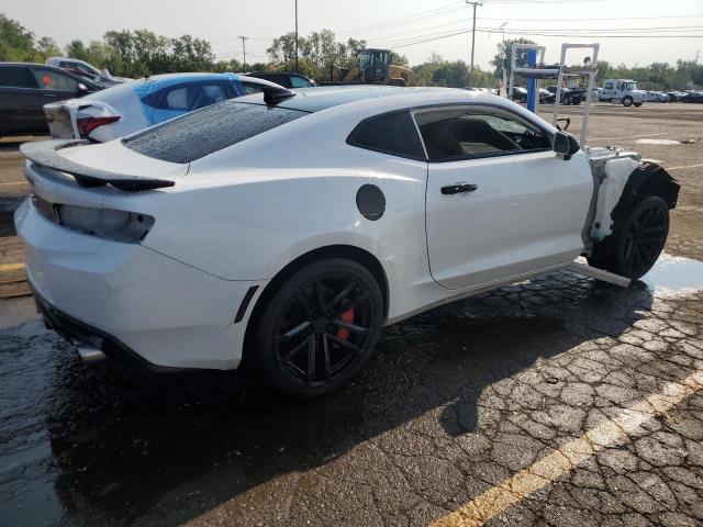 1G1FF1R7XJ0135298 - 2018 CHEVROLET CAMARO SS WHITE photo 3