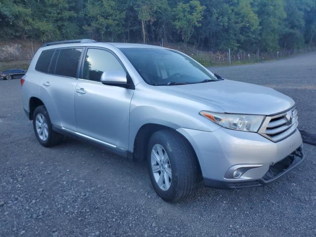5TDBK3EH4DS255708 - 2013 TOYOTA HIGHLANDER BASE Күміс фото 4