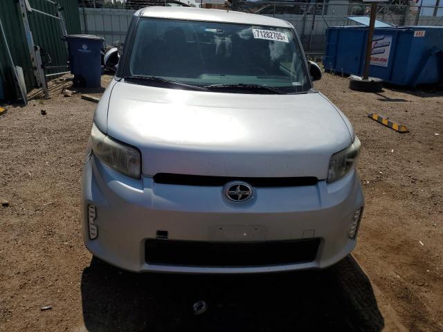 JTLZE4FE7FJ072128 - 2015 TOYOTA SCION XB Argent photo 5