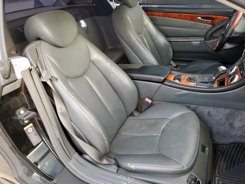WDBSK75F65F103970 - 2005 MERCEDES-BENZ SL 500 BLACK photo 10