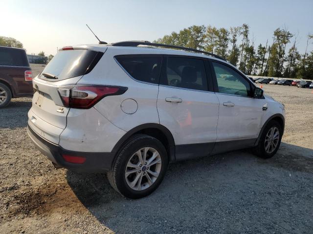 1FMCU9GD7HUB45244 - 2017 FORD ESCAPE SE WHITE photo 3