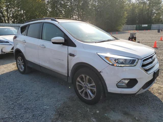 1FMCU9GD7HUB45244 - 2017 FORD ESCAPE SE WHITE photo 4