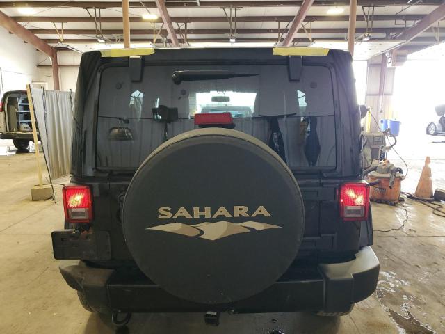 1C4BJWEG4GL305010 - 2016 JEEP WRANGLER U SAHARA BLACK photo 6