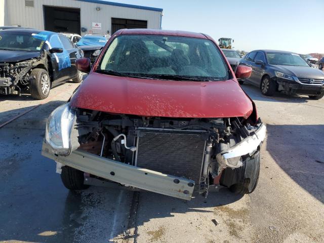 3N1CN7AP4JL878010 - 2018 NISSAN VERSA S BURGUNDY photo 5