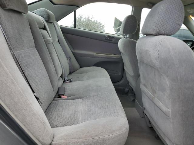 4T1BE32K22U626263 - 2002 TOYOTA CAMRY LE GRAY photo 10