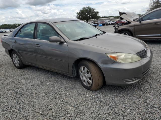 4T1BE32K22U626263 - 2002 TOYOTA CAMRY LE GRAY photo 4