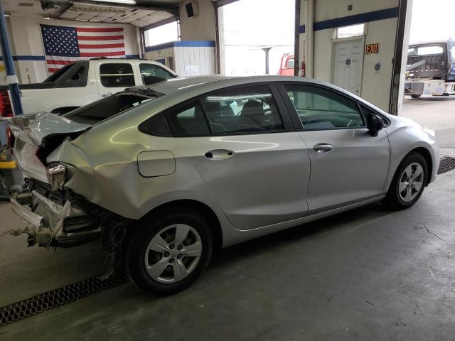 1G1BC5SMXJ7204626 - 2018 CHEVROLET CRUZE LS ვერცხლისფერი ფოტო 3