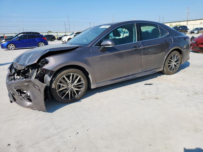 2022 TOYOTA CAMRY SE, 