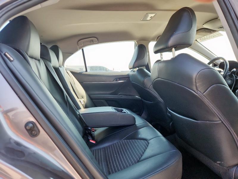 4T1G11AK1NU662294 - 2022 TOYOTA CAMRY SE GRAY photo 10