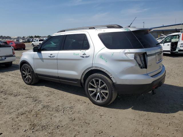1FM5K8D84FGA27891 - 2015 FORD EXPLORER XLT SILVER photo 2