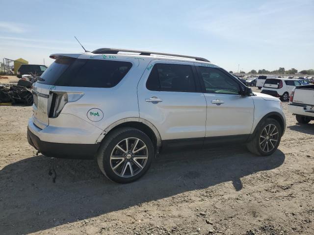 1FM5K8D84FGA27891 - 2015 FORD EXPLORER XLT SILVER photo 3