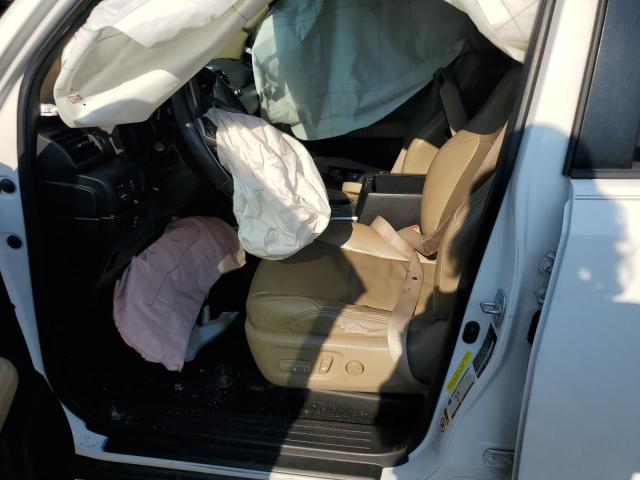 JTEZU5JR7E5067805 - 2014 TOYOTA 4RUNNER SR5 WHITE photo 7