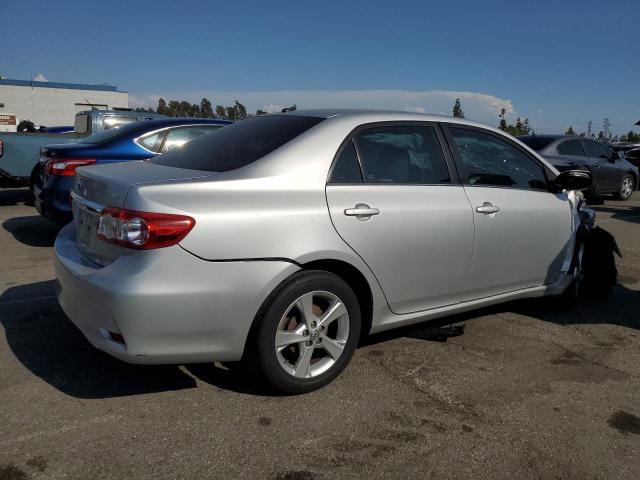 5YFBU4EEXDP099592 - 2013 TOYOTA COROLLA BASE Արծաթագույն լուսանկար 3