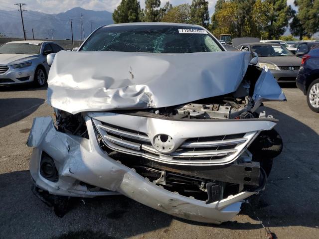 5YFBU4EEXDP099592 - 2013 TOYOTA COROLLA BASE Արծաթագույն լուսանկար 5
