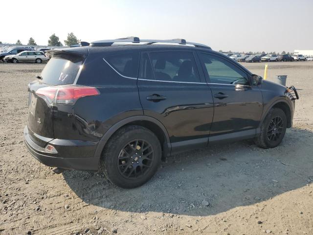 2T3BFREV9JW722676 - 2018 TOYOTA RAV4 LE 黑色 照片 3