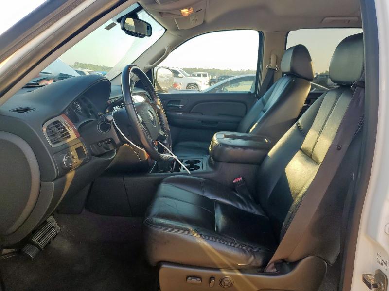 3GCEC13J68G289514 - 2008 CHEVROLET SILVERADO C1500 白色 照片 7