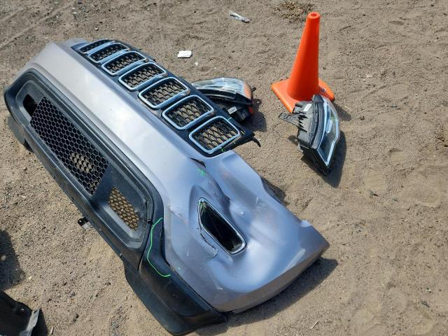 1C4RJFAG3JC234491 - 2018 JEEP GRAND CHER LAREDO 银色 照片 13