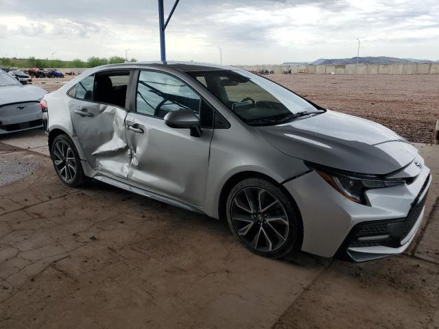 5YFS4MCE5MP060203 - 2021 TOYOTA COROLLA SE فضي صورة 4