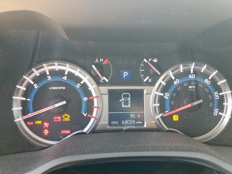 JTEZU5JR1J5187688 - 2018 TOYOTA 4RUNNER SR5 白色 照片 9