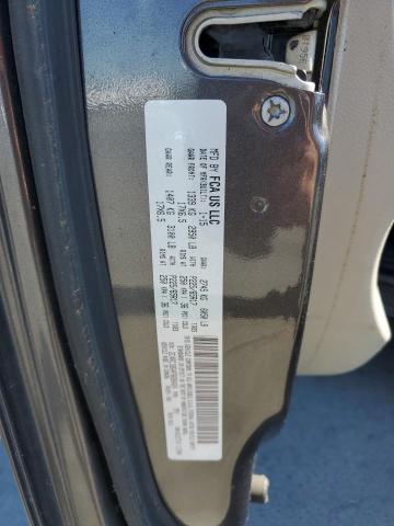 2C4RC1BG4FR696424 - 2015 CHRYSLER TOWN & COU TOURING GRAY photo 13