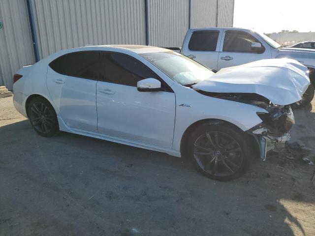 19UUB2F61KA002874 - 2019 ACURA TLX TECHNOLOGY WHITE photo 4