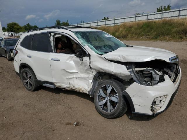 JF2SKAWC7KH475659 - 2019 SUBARU FORESTER TOURING WHITE photo 4