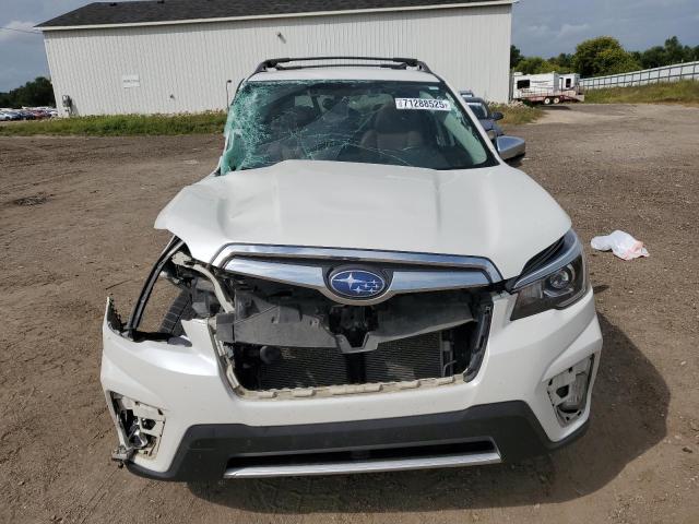 JF2SKAWC7KH475659 - 2019 SUBARU FORESTER TOURING WHITE photo 5