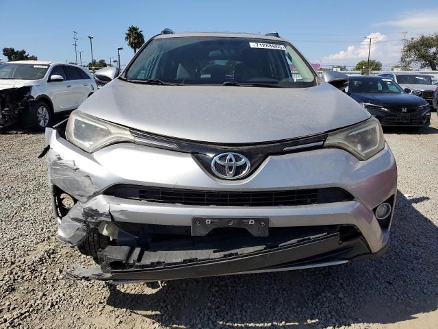 2T3WFREV6GW305736 - 2016 TOYOTA RAV4 XLE SILVER photo 5