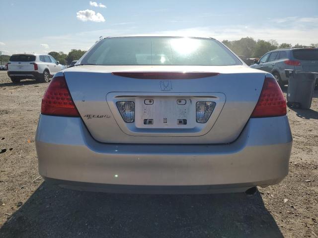 1HGCM561X6A050939 - 2006 HONDA ACCORD VALUE SILVER photo 6