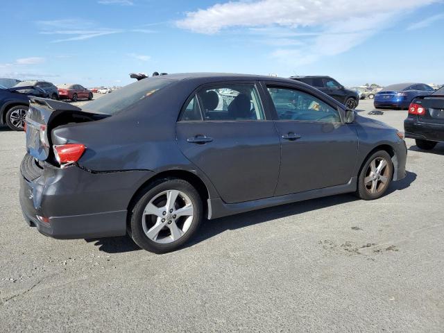 2T1BU4EE8CC876088 - 2012 TOYOTA COROLLA BASE GRAY photo 3