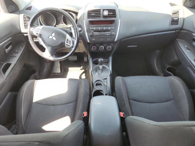 JA4AP3AU9BZ004995 - 2011 MITSUBISHI OUTLANDER ES SILVER photo 8