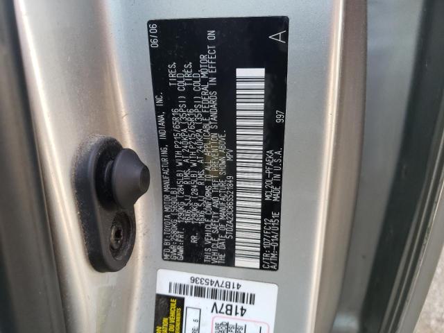 5TDZA23C86S521849 - 2006 TOYOTA SIENNA CE SILVER photo 13