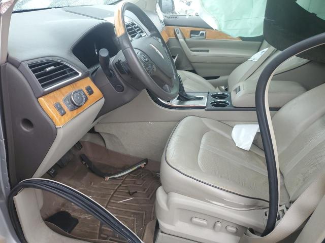 2LMDJ6JK0DBL41534 - 2013 LINCOLN MKX 银色 照片 7