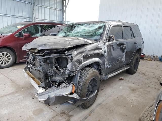 JTEBU5JR1E5181896 - 2014 TOYOTA 4RUNNER SR5 GRAY photo 1