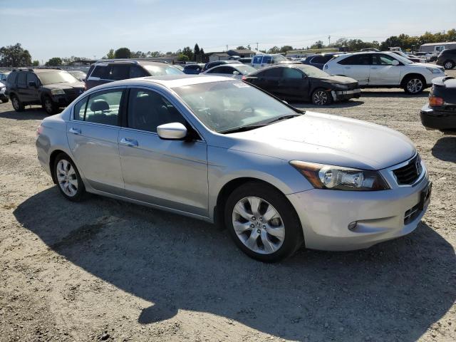 1HGCP3F81AA000190 - 2010 HONDA ACCORD EXL SILVER photo 4