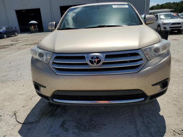 5TDZA3EH5CS027829 - 2012 TOYOTA HIGHLANDER BASE Коричневый фото 5