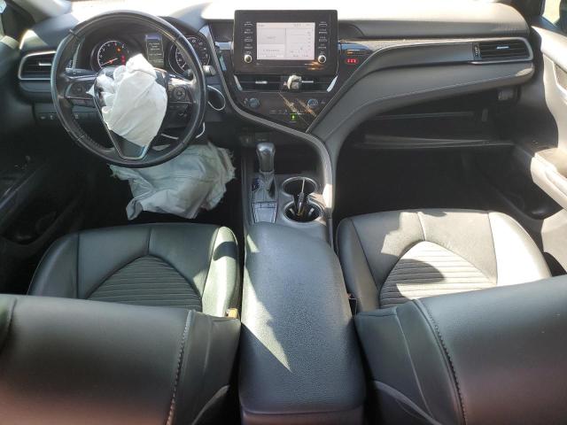 4T1G11AK2NU498747 - 2022 TOYOTA CAMRY SE SILVER photo 8