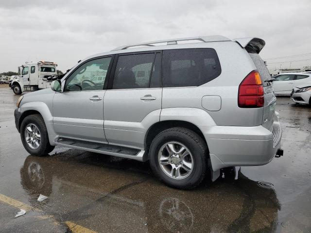 JTJBT20X960097309 - 2006 LEXUS GX 470 SILVER photo 2