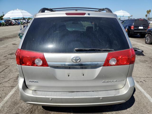 5TDZK22C18S197886 - 2008 TOYOTA SIENNA XLE SILVER photo 6