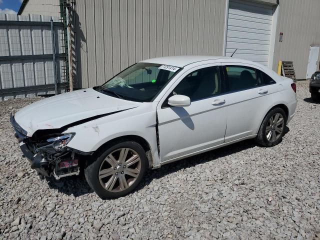 2013 CHRYSLER 200 LX, 