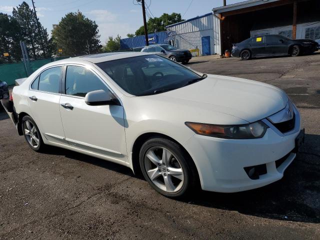 JH4CU2F62AC011945 - 2010 ACURA TSX WHITE photo 4