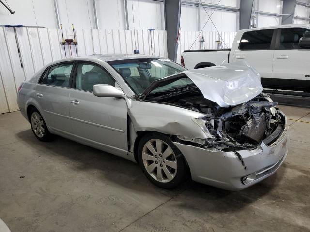 4T1BK36B26U133112 - 2006 TOYOTA AVALON XL SILVER photo 4