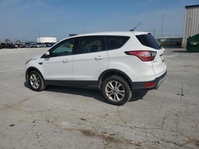 1FMCU0GD2HUC77095 - 2017 FORD ESCAPE SE WHITE photo 2