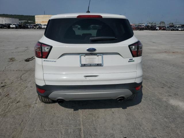 1FMCU0GD2HUC77095 - 2017 FORD ESCAPE SE WHITE photo 6