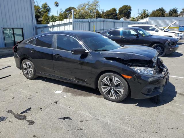 JHMFC1F32JX038913 - 2018 HONDA CIVIC EX أسود صورة 4