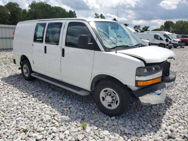 1GCWGAFP4N1251380 - 2022 CHEVROLET EXPRESS G2 WHITE photo 4