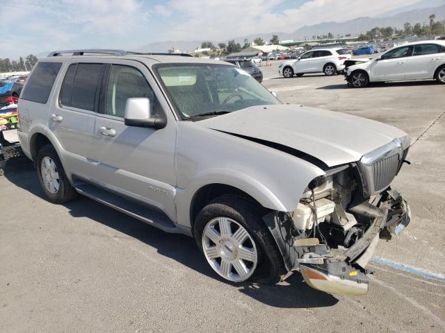 5LMEU68H73ZJ15467 - 2003 LINCOLN AVIATOR 银色 照片 4