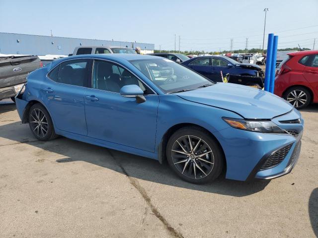 4T1G11BK0RU129485 - 2024 TOYOTA CAMRY SE NIGHT SHADE BLUE photo 4