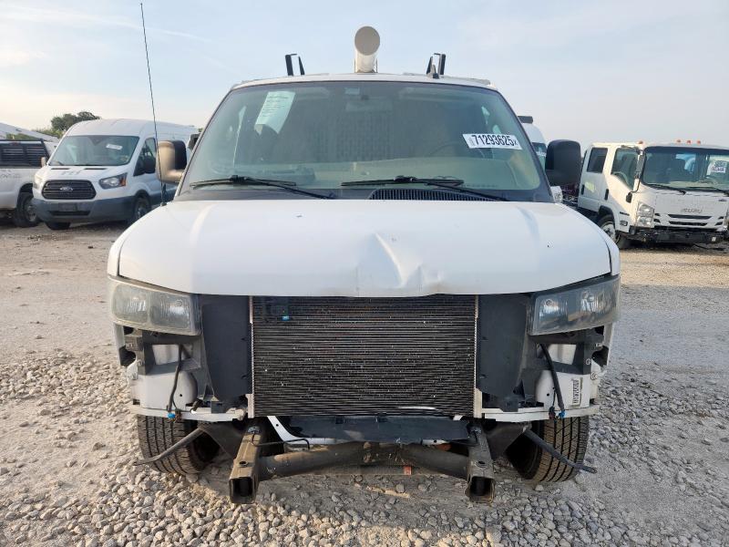 1GCWGAFP6P1102326 - 2023 CHEVROLET EXPRESS G2 白色 照片 5